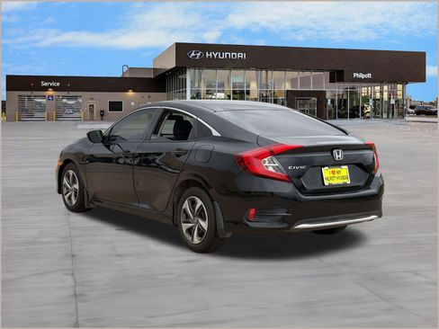 Used 2019 Honda Civic LX image 3