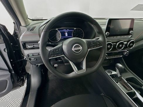 New 2025 Nissan Sentra SR image 16
