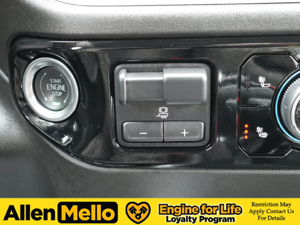 Used 2025 Chevrolet Silverado 1500 RST w/ Convenience Package II AWD/4WD image 23