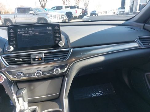 Used 2020 Honda Accord Sport image 15