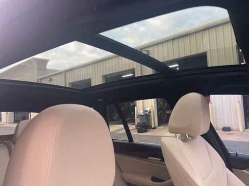 Used 2019 BMW X3 sDrive30i w/ Driving Assistance Package image 12