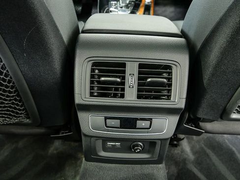 Used 2023 Audi Q5 2.0T Premium Plus w/ Premium Plus Package image 19