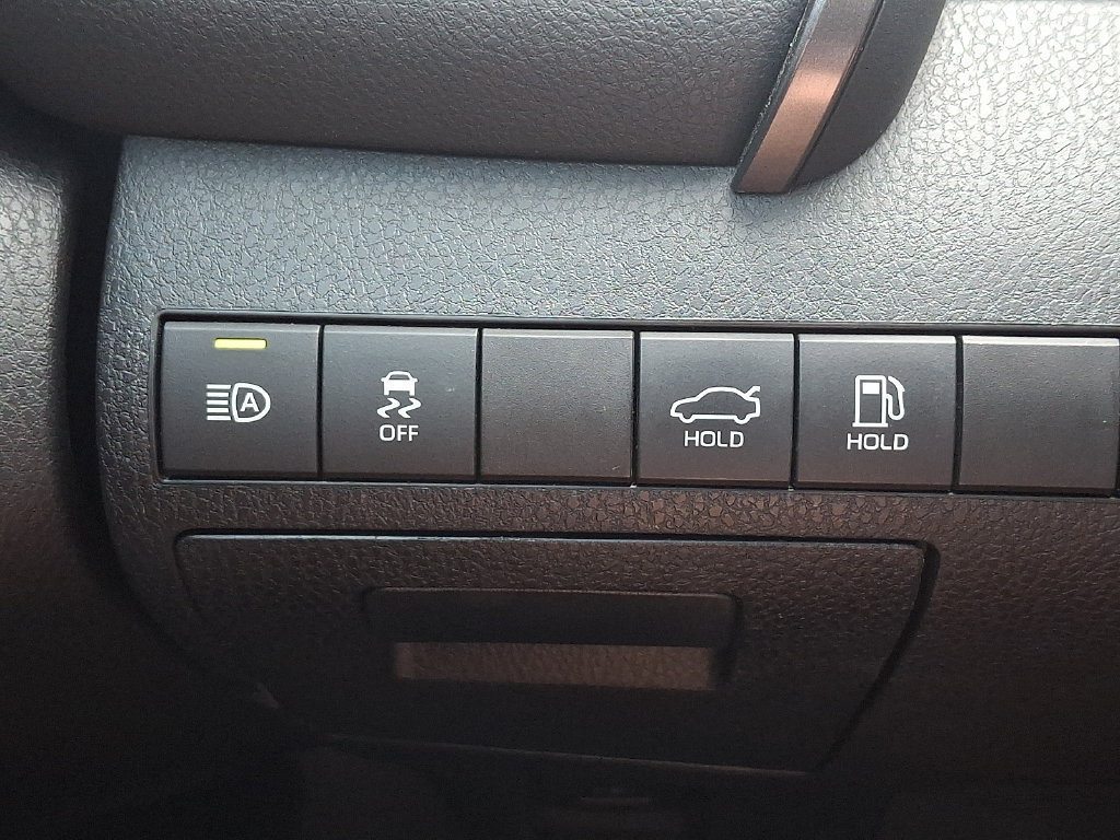 Certified 2023 Toyota Camry LE FWD image 22