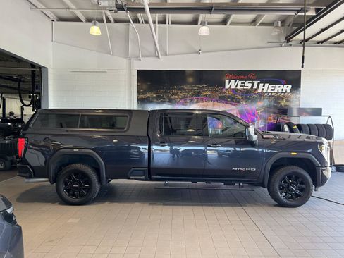 Used 2024 GMC Sierra 2500 AT4 w/ Max Trailering Package AWD/4WD image 9