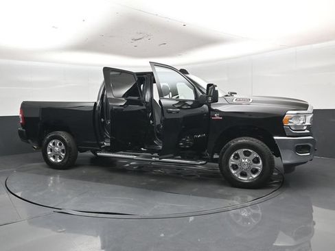 Used 2024 RAM 2500 Big Horn AWD/4WD image 55