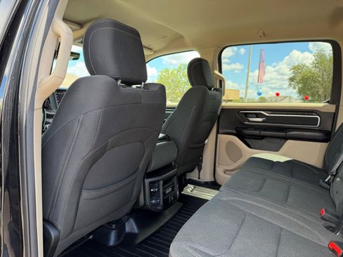 Used 2020 RAM 1500 Big Horn AWD/4WD image 16