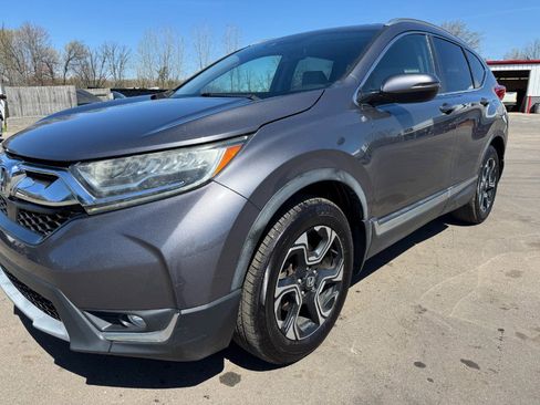 Used 2017 Honda CR-V Touring image 9