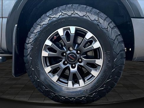 Used 2021 Nissan Titan PRO-4X w/ Pro-4x Convenience Package AWD/4WD image 34
