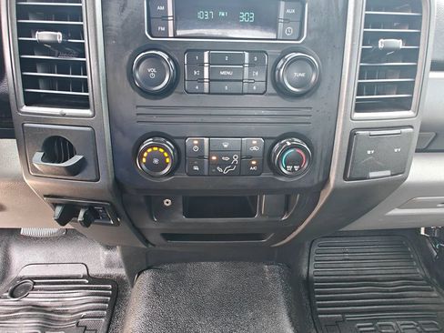 Used 2017 Ford F250 XL w/ Power Equipment Group RWD image 17