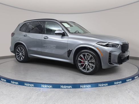 Used 2026 BMW X5 xDrive40i w/ M Sport Package AWD/4WD image 3