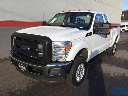 Used 2016 Ford F250 XL w/ Power Equipment Group image 6
