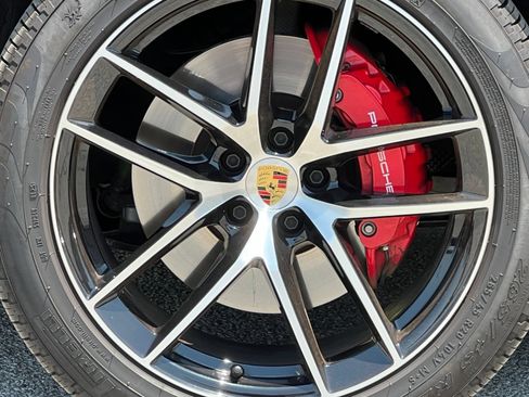 Certified 2025 Porsche Macan S AWD/4WD image 12