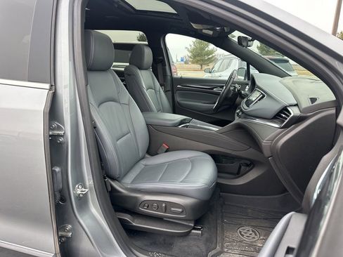 Used 2023 Buick Enclave Premium w/ Experience Buick Package AWD/4WD image 31