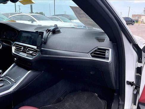 Used 2022 BMW 430i xDrive Coupe w/ M Sport Package AWD/4WD image 16