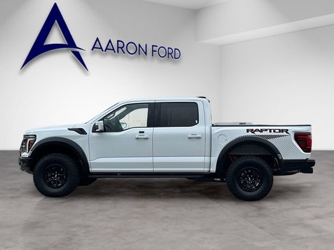 Used 2025 Ford F150 Raptor image 3