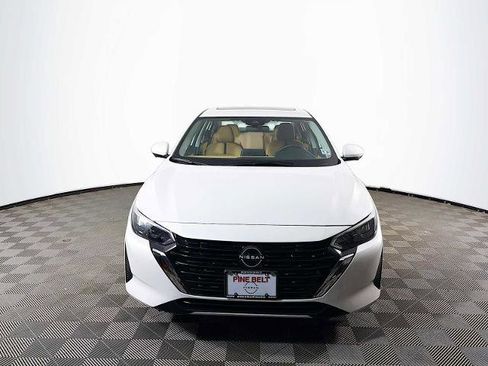 Certified 2025 Nissan Sentra SV w/ SV Premium Package FWD image 2
