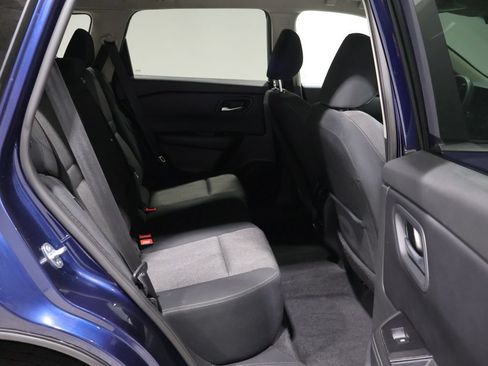 Used 2024 Nissan Rogue SV AWD/4WD image 22