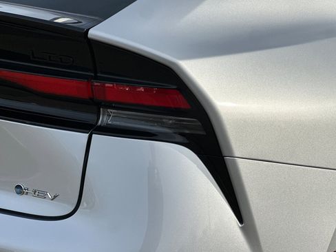 New 2026 Toyota Prius Limited image 31
