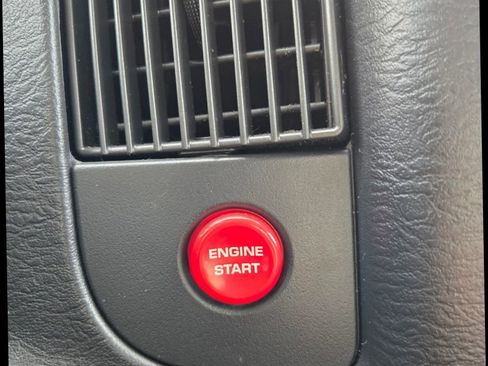 Used 2005 Dodge Ram 1500 Truck 2WD Quad Cab image 25