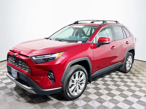 Used 2023 Toyota RAV4 Limited AWD/4WD image 4
