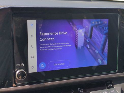 Used 2025 Toyota Camry SE image 21