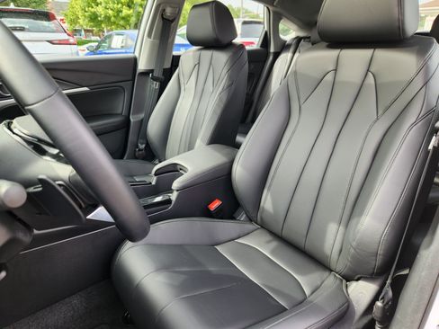 Used 2025 Acura Integra FWD image 7