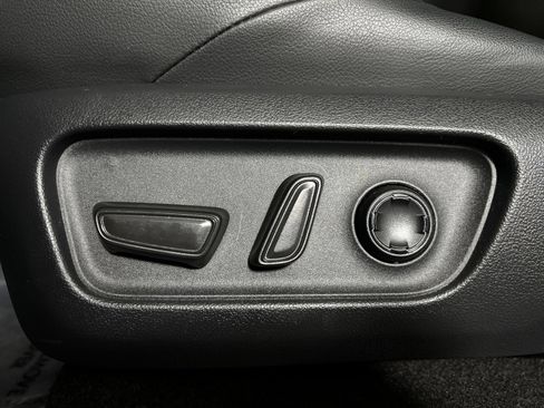 Certified 2026 Toyota 4Runner Limited AWD/4WD image 14