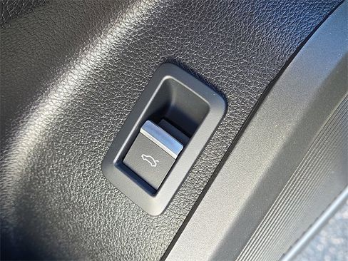 Certified 2023 Audi Q5 2.0T Premium Plus w/ Premium Plus Package image 25