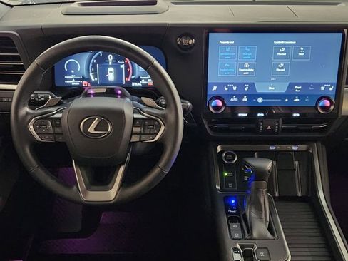 Used 2025 Lexus GX 550 w/ Accessory Package (2T) AWD/4WD image 25