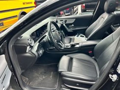 Used 2019 Mercedes-Benz A 220 4MATIC image 3