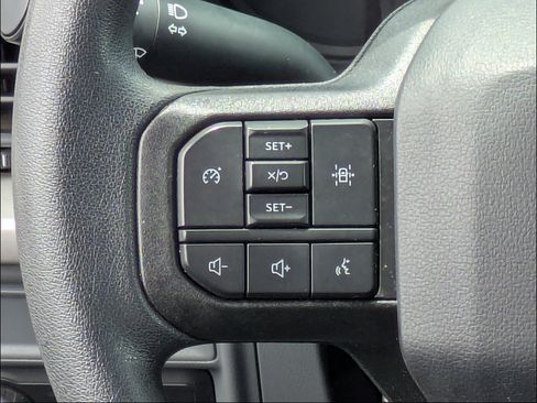 Used 2021 Ford F150 XLT AWD/4WD image 15