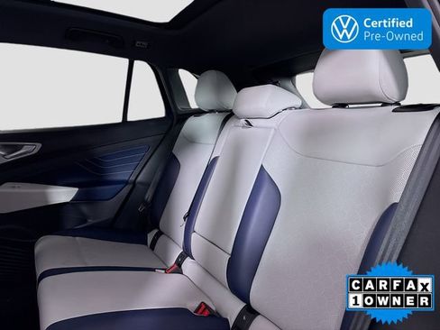 Used 2023 Volkswagen ID.4 Pro S Plus image 27