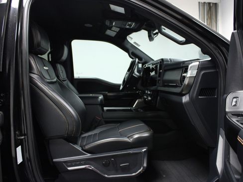 Used 2023 Ford F350 Platinum image 16