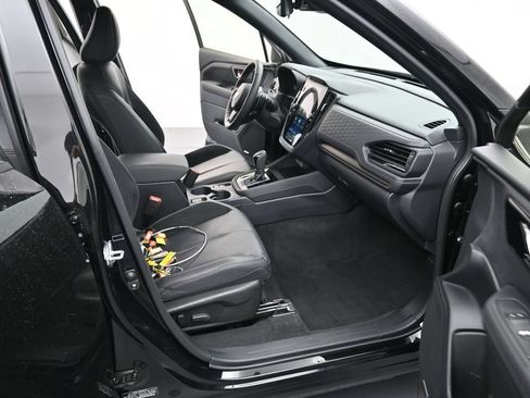 Certified 2025 Subaru Forester Touring w/ Popular Package - Touring AWD/4WD image 23