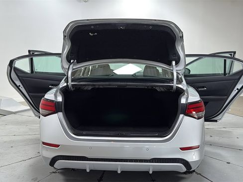 Used 2020 Nissan Sentra S image 16