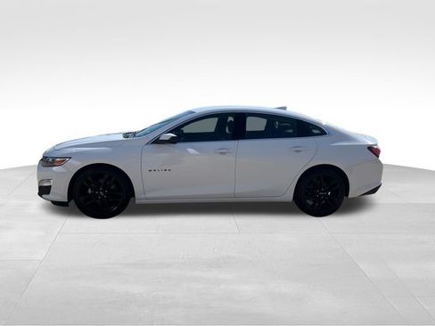 Used 2024 Chevrolet Malibu LT w/ Sport Edition FWD image 3
