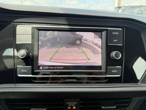 Used 2020 Volkswagen Jetta S image 20