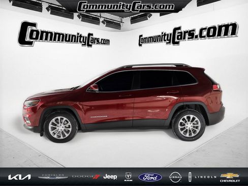 Used 2019 Jeep Cherokee Latitude w/ Popular Appearance Group image 3