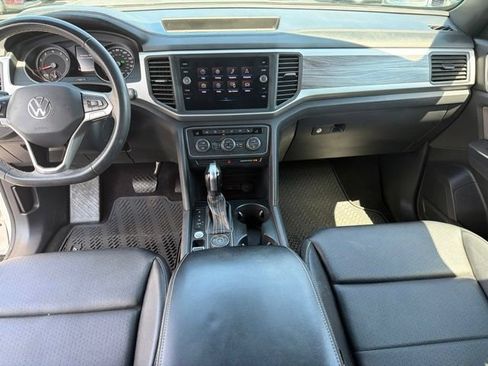 Used 2021 Volkswagen Atlas Cross Sport SE AWD/4WD image 19