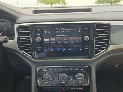 Used 2021 Volkswagen Atlas Cross Sport SEL Premium AWD/4WD image 27