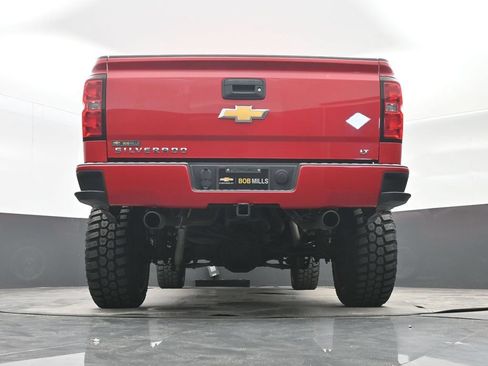 Used 2018 Chevrolet Silverado 1500 LT w/ All Star Edition AWD/4WD image 29