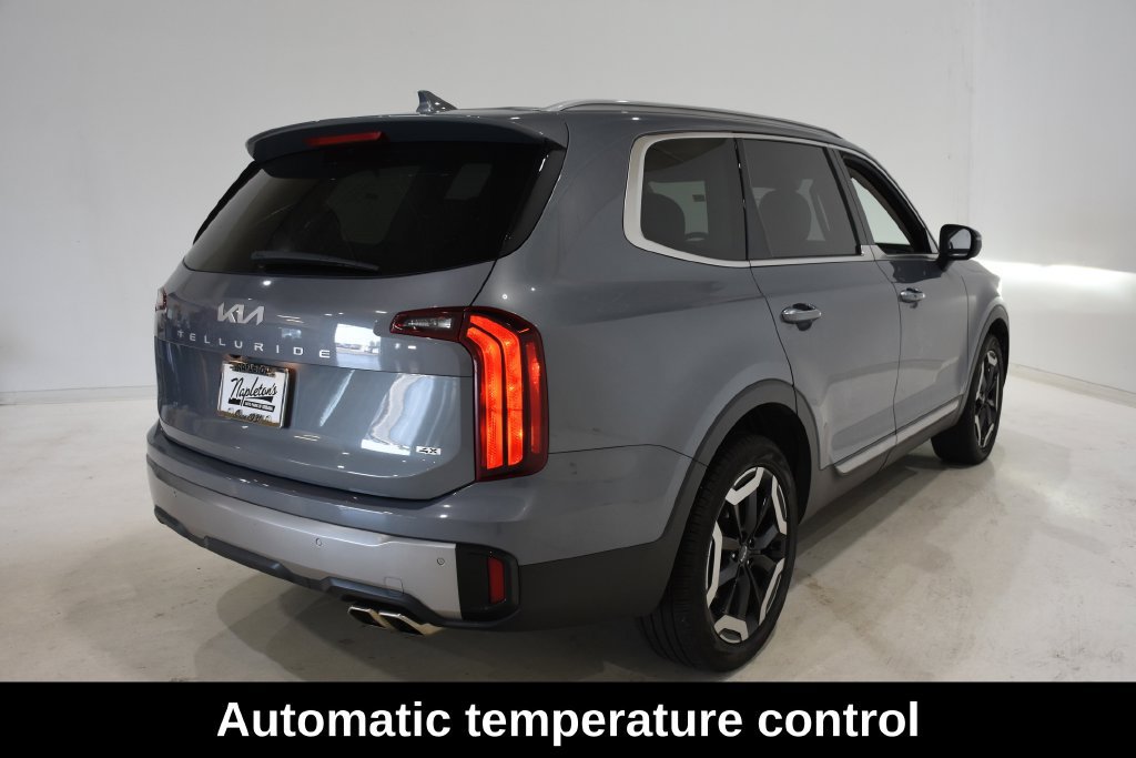 Used 2025 Kia Telluride S AWD/4WD image 4