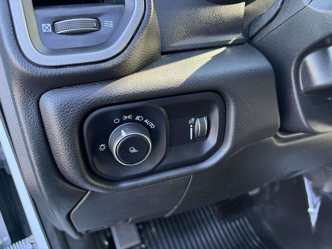 Used 2023 RAM 3500 Tradesman AWD/4WD image 13
