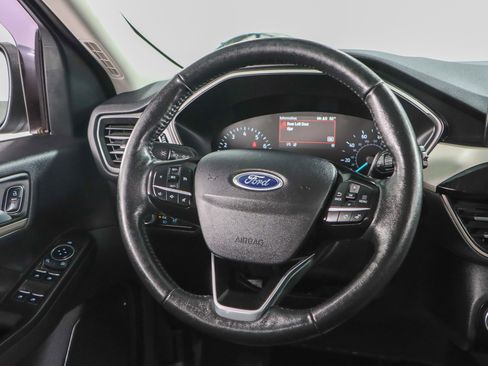 Used 2021 Ford Escape SE w/ Cold Weather Package image 12