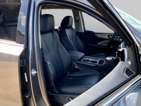 Used 2026 Acura MDX FWD w/ Technology Package image 9
