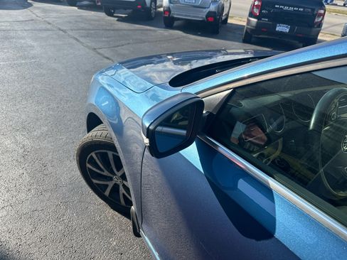 Used 2017 Volkswagen Jetta SE image 15