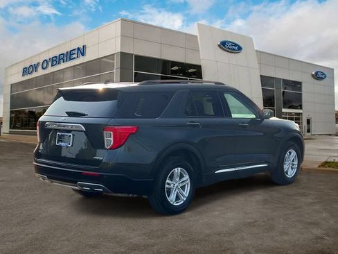 Certified 2023 Ford Explorer XLT w/ Equipment Group 202A AWD/4WD image 5