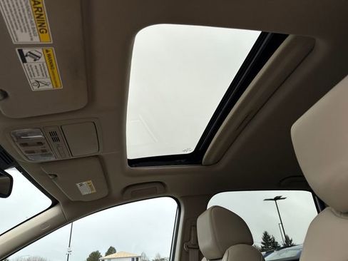 Used 2022 Honda CR-V Touring image 27