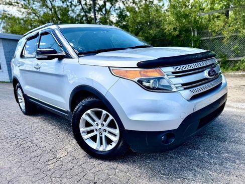 Used 2013 Ford Explorer XLT AWD/4WD image 1