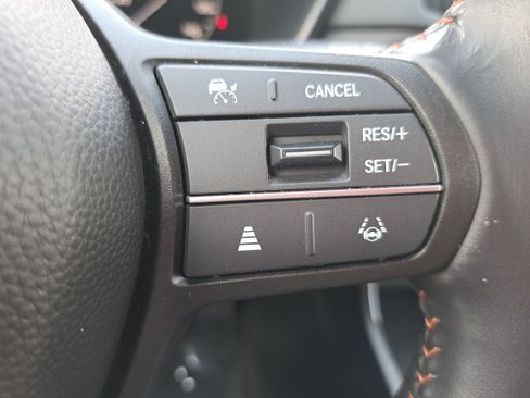 Used 2025 Honda CR-V Sport image 17